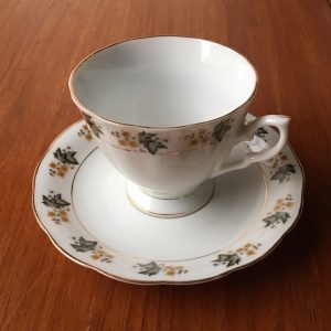 bp-and-co-ivy-and-daffodil-cup-and-saucer