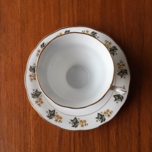 chinese-ivy-and-dafodil-cup-and-saucer